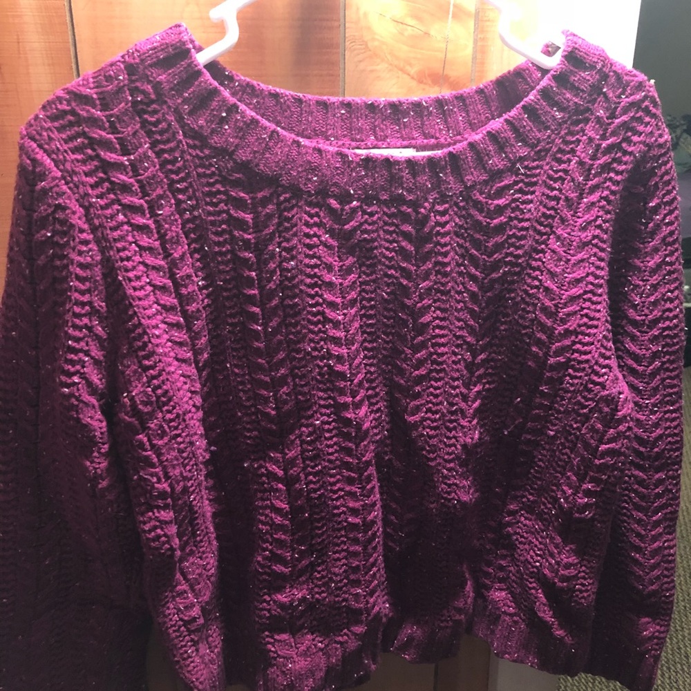 Cropped sweater ❄️